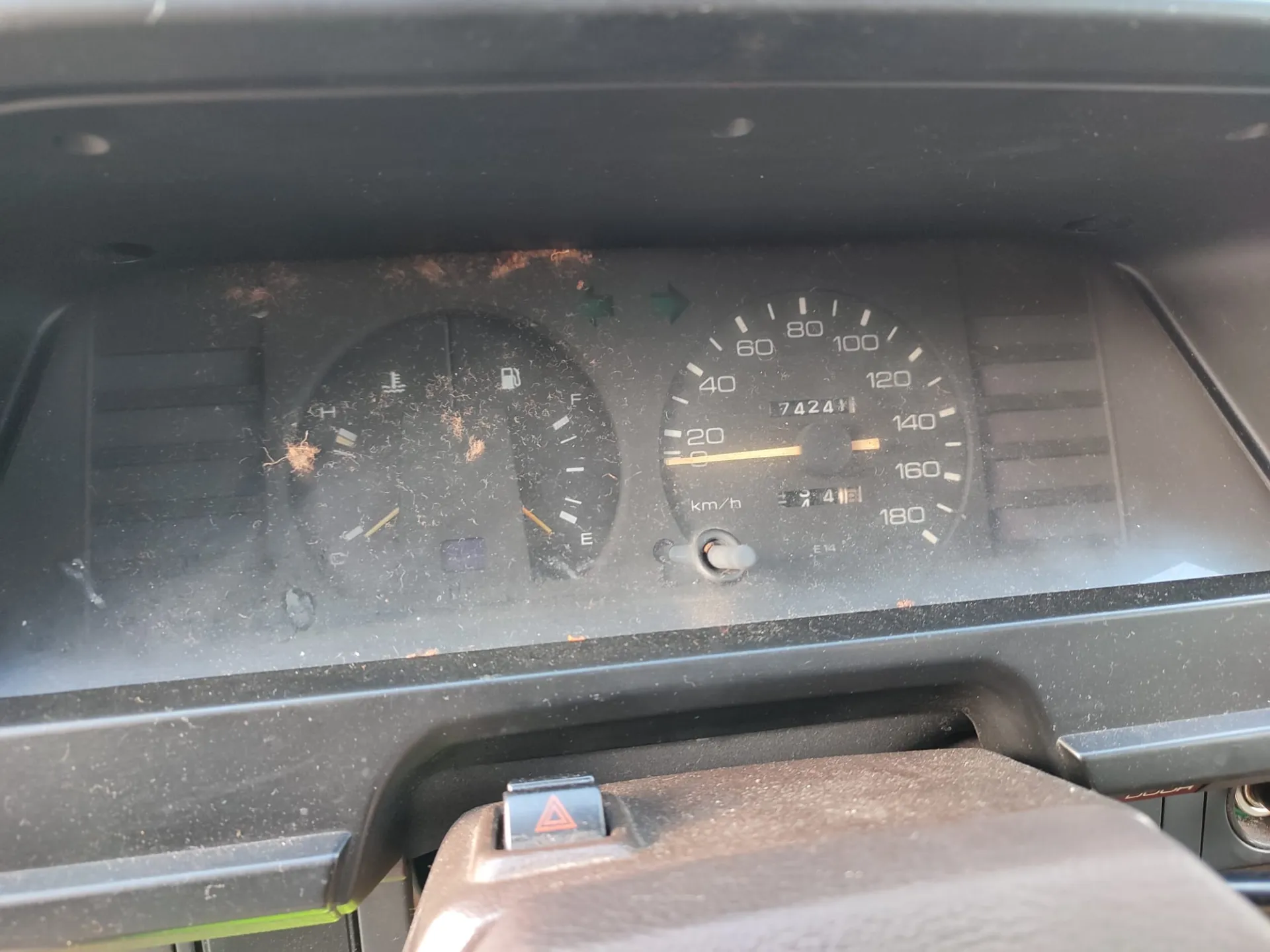 Corolla Sedan  TOYOTA Corolla Sedan (_E18_, ZRE17_) Imagem-21